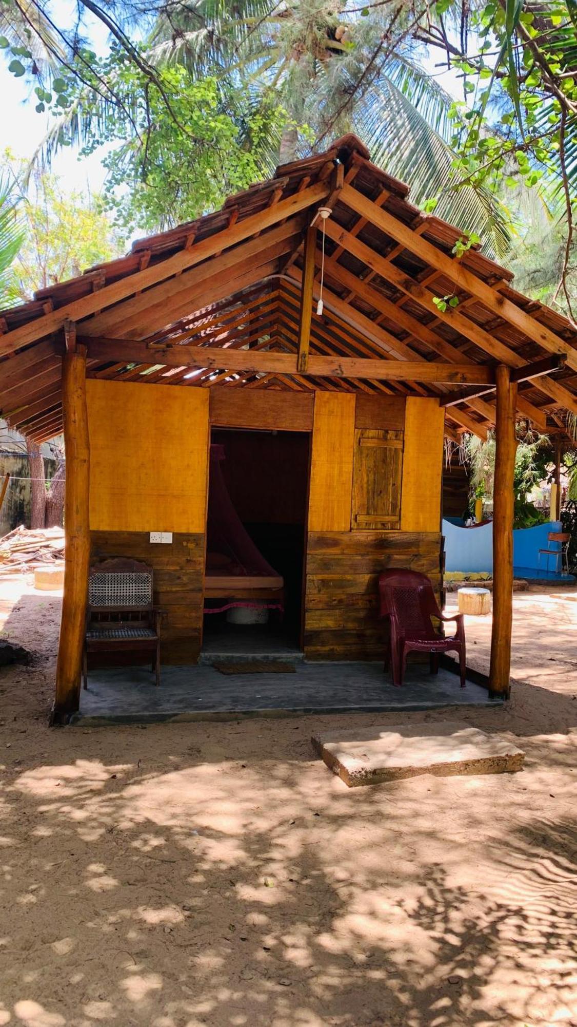 Breezy Beach Cabanas Arugam Bay Bagian luar foto